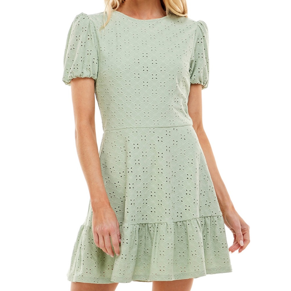 Juniors eyelet dress